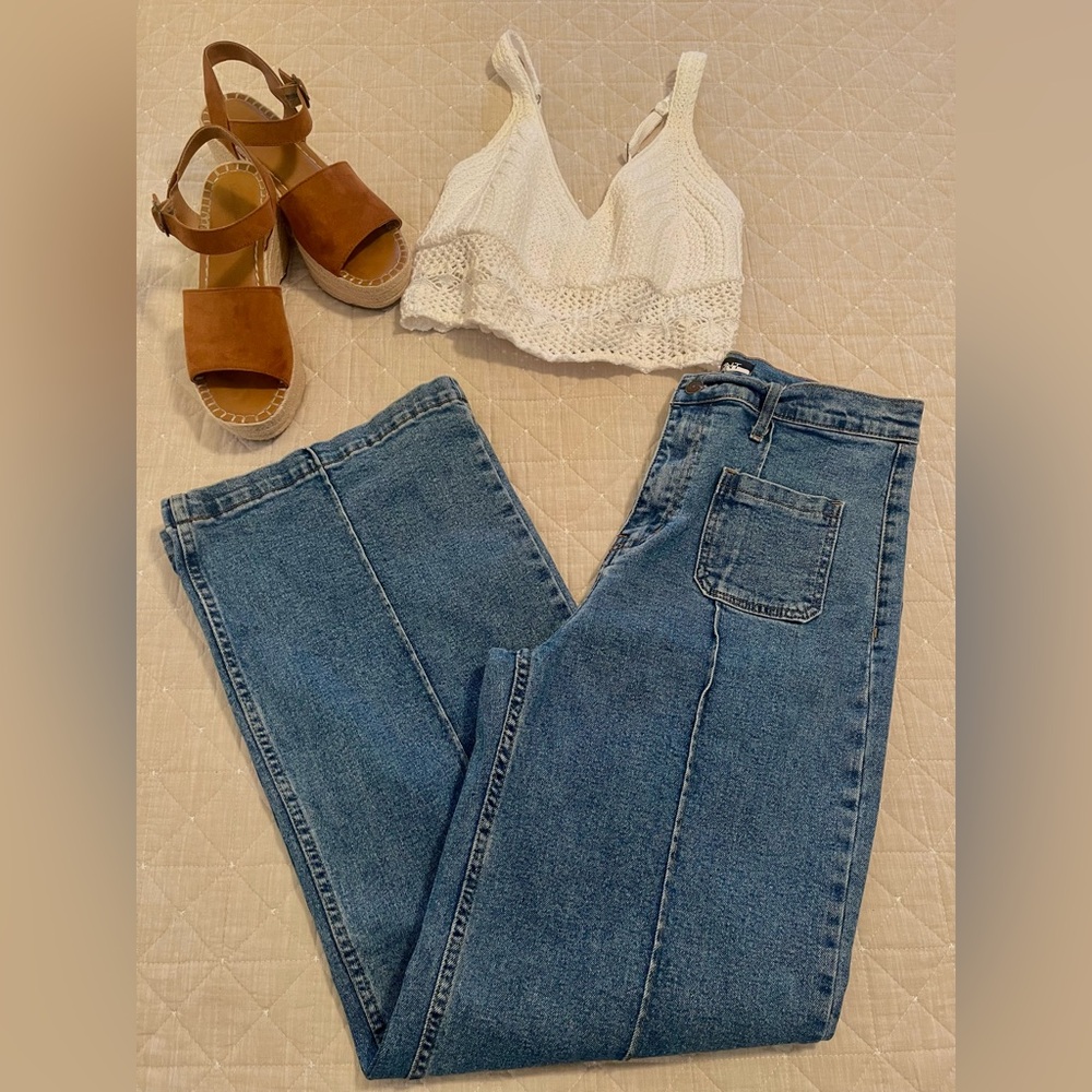 Vibrant m•i•u Square Pockets Wide Leg Jeans
